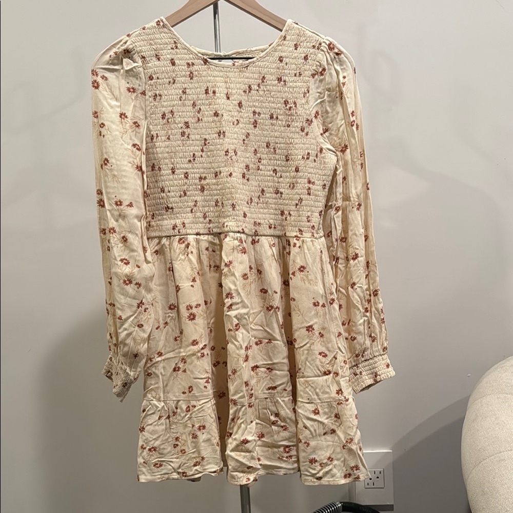 American Eagle Outfitters Cream Floral Long Sleeve Dress